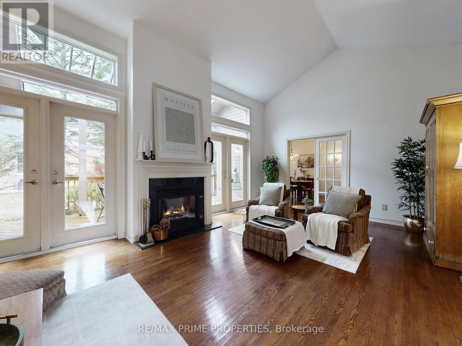 4 Colleen Bay Way, Markham, Ontario  L6E 1B4 - Photo 7 - N12946942