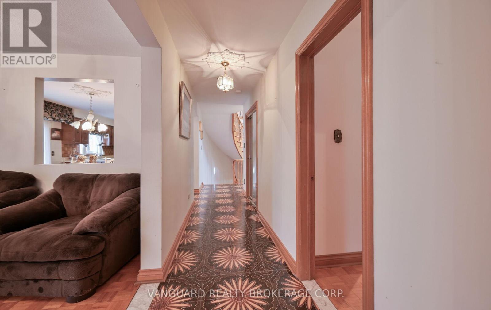 313 Firglen Ridge, Vaughan, Ontario  L4L 1N6 - Photo 20 - N12946956