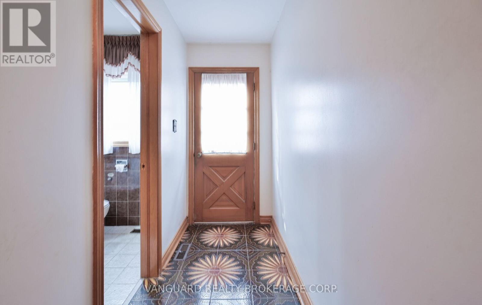 313 Firglen Ridge, Vaughan, Ontario  L4L 1N6 - Photo 22 - N12946956