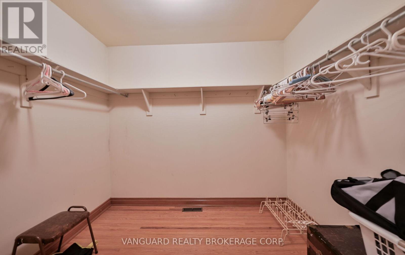 313 Firglen Ridge, Vaughan, Ontario  L4L 1N6 - Photo 29 - N12946956