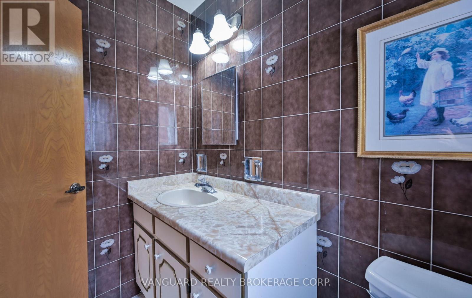 313 Firglen Ridge, Vaughan, Ontario  L4L 1N6 - Photo 38 - N12946956