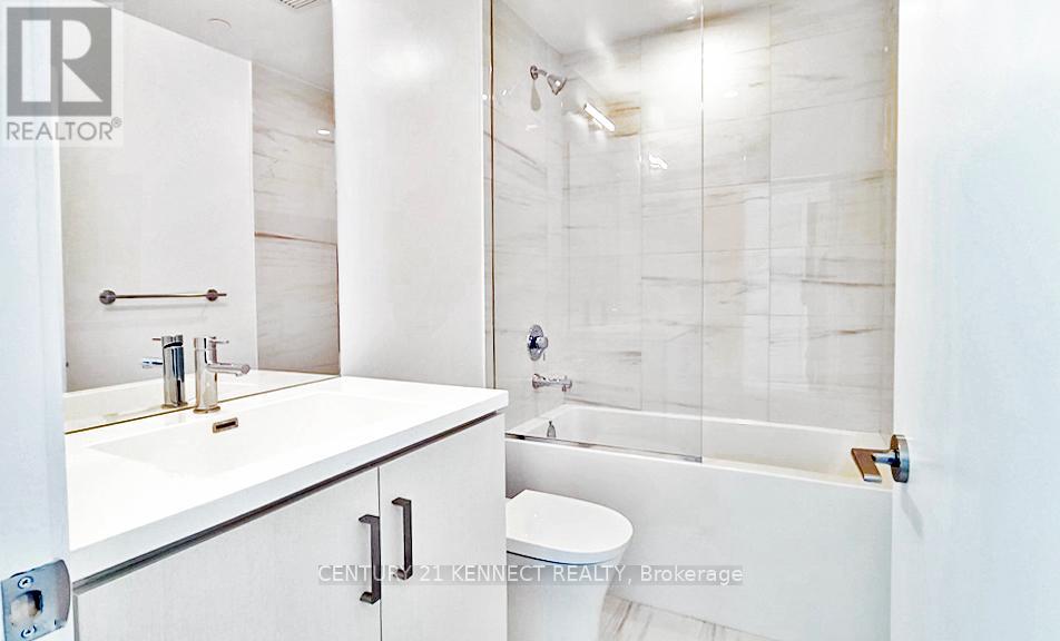 1517 - 10 Honeycrisp Crescent, Vaughan, Ontario  L4K 0M7 - Photo 6 - N12946978