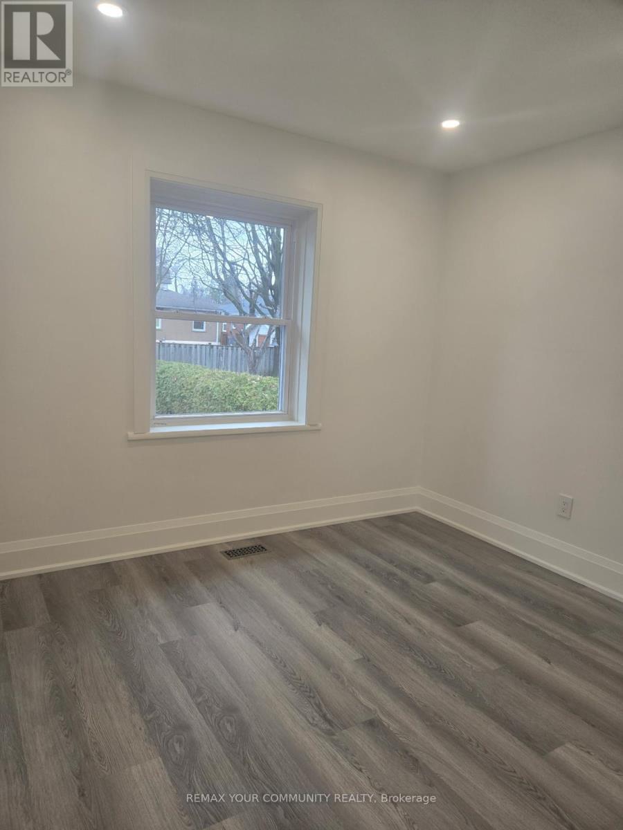 64 Rockport Crescent, Richmond Hill, Ontario  L4C 2L6 - Photo 16 - N12946988