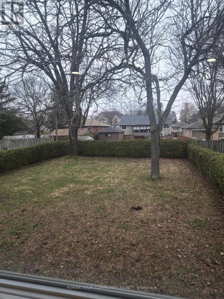 64 Rockport Crescent, Richmond Hill, Ontario  L4C 2L6 - Photo 21 - N12946988