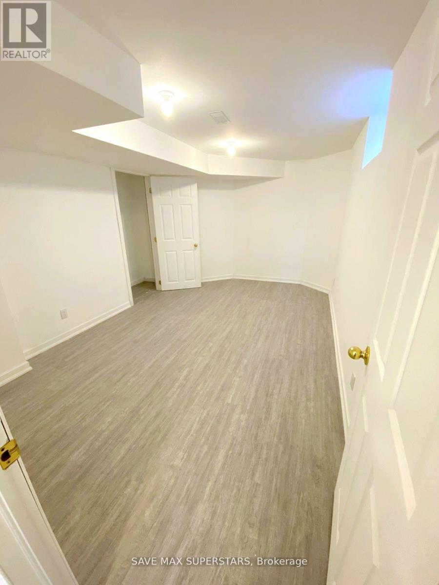 Lower - 8 Black Ash Trail, Barrie, Ontario  L4N 2S2 - Photo 12 - S12946928