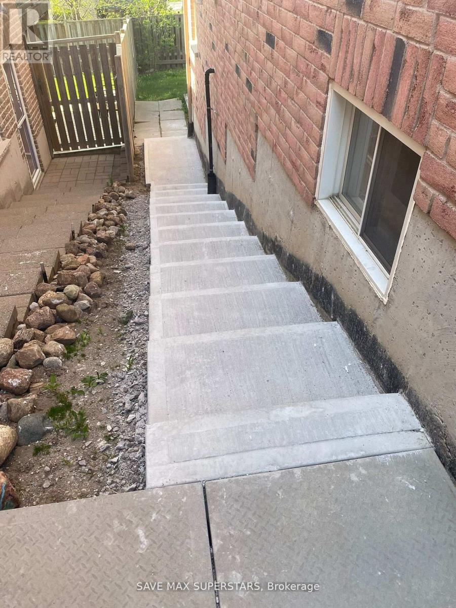 Lower - 8 Black Ash Trail, Barrie, Ontario  L4N 2S2 - Photo 7 - S12946928