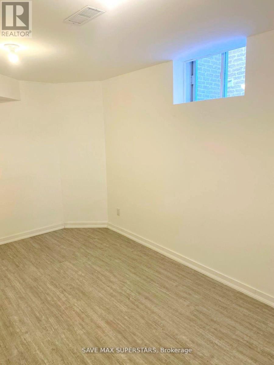 Lower - 8 Black Ash Trail, Barrie, Ontario  L4N 2S2 - Photo 8 - S12946928