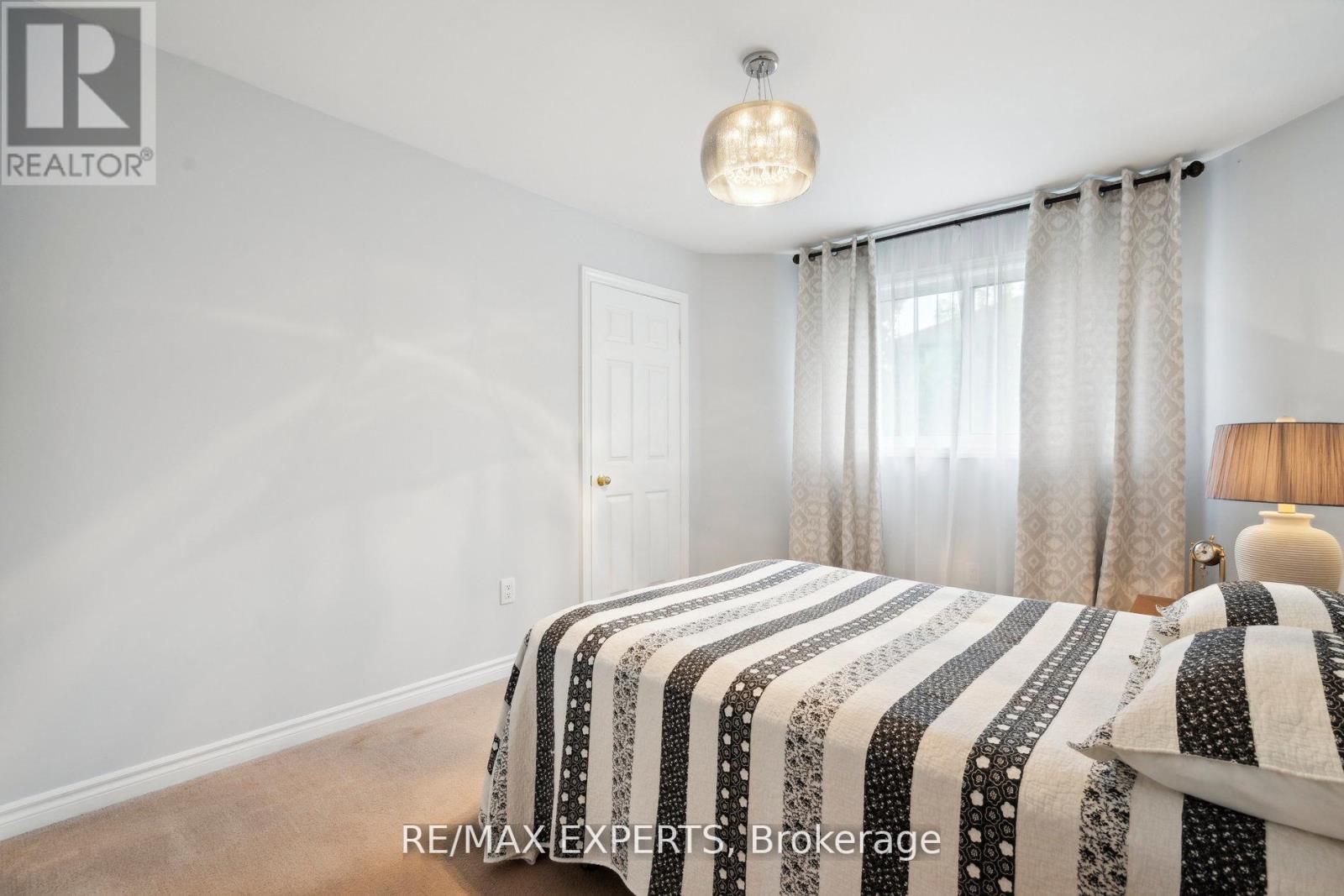 5 Kelsey Crescent, Barrie, Ontario  L4N 0J7 - Photo 14 - S12946974