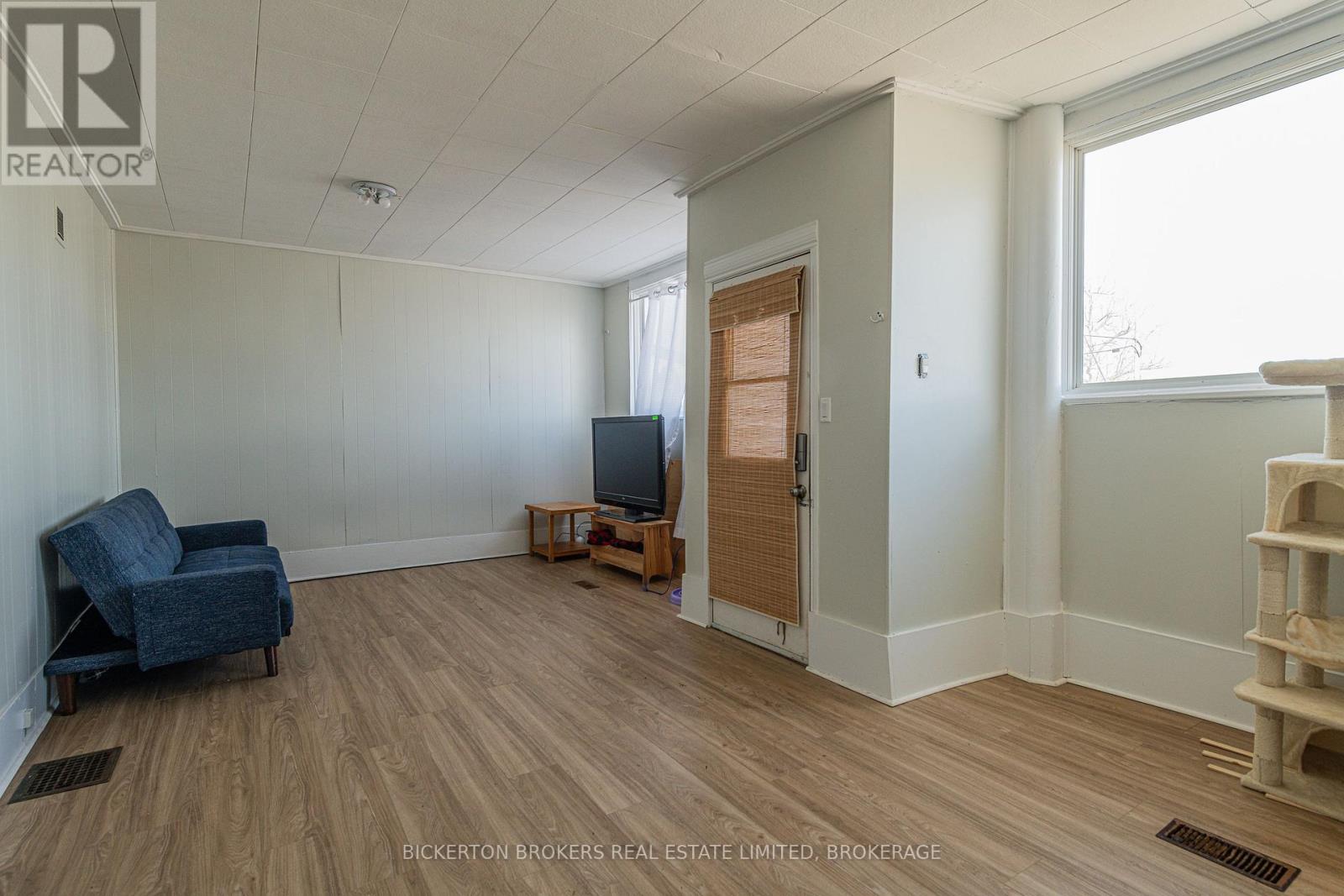 1064 Prince Street, Lansdowne Village, Ontario  K0E 1L0 - Photo 11 - X12947048