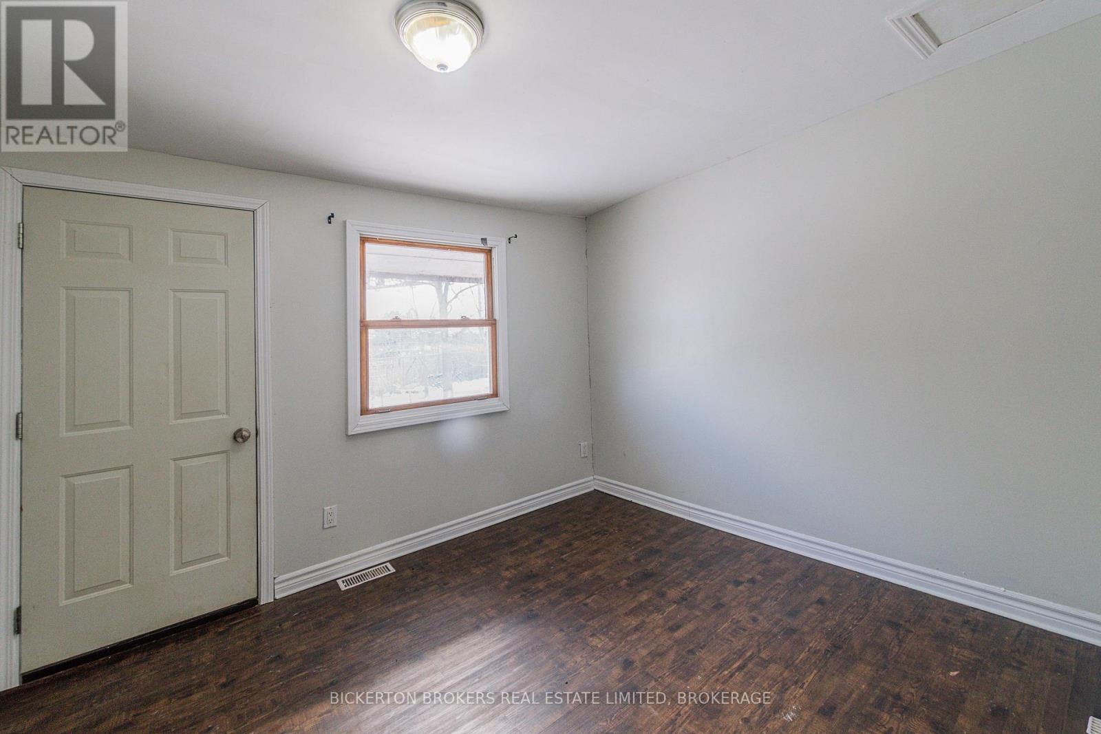 1064 Prince Street, Lansdowne Village, Ontario  K0E 1L0 - Photo 19 - X12947048