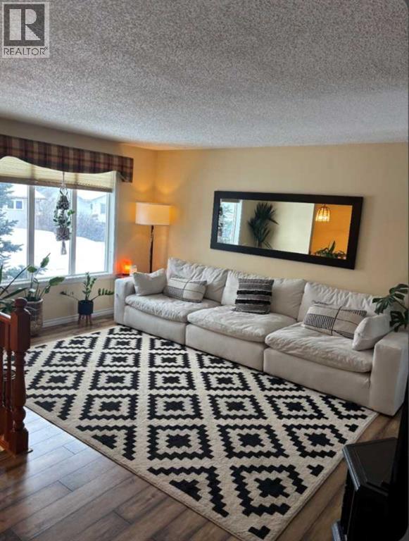 9414 81 Avenue, Grande Prairie, Alberta  T8V 5R2 - Photo 7 - A2295869