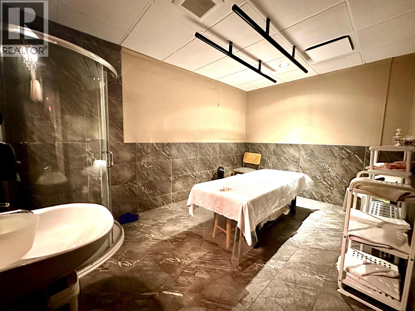 201 4640 No.3 Road, Vancouver, British Columbia  V6X 2C2 - Photo 10 - C8076600