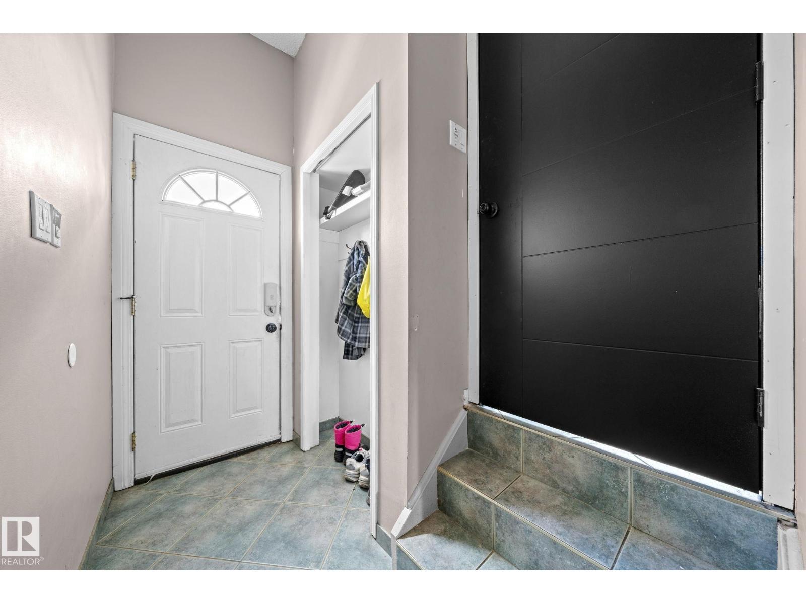 5418 17a Av Nw, Edmonton, Alberta  T6L 1L2 - Photo 25 - E4480110