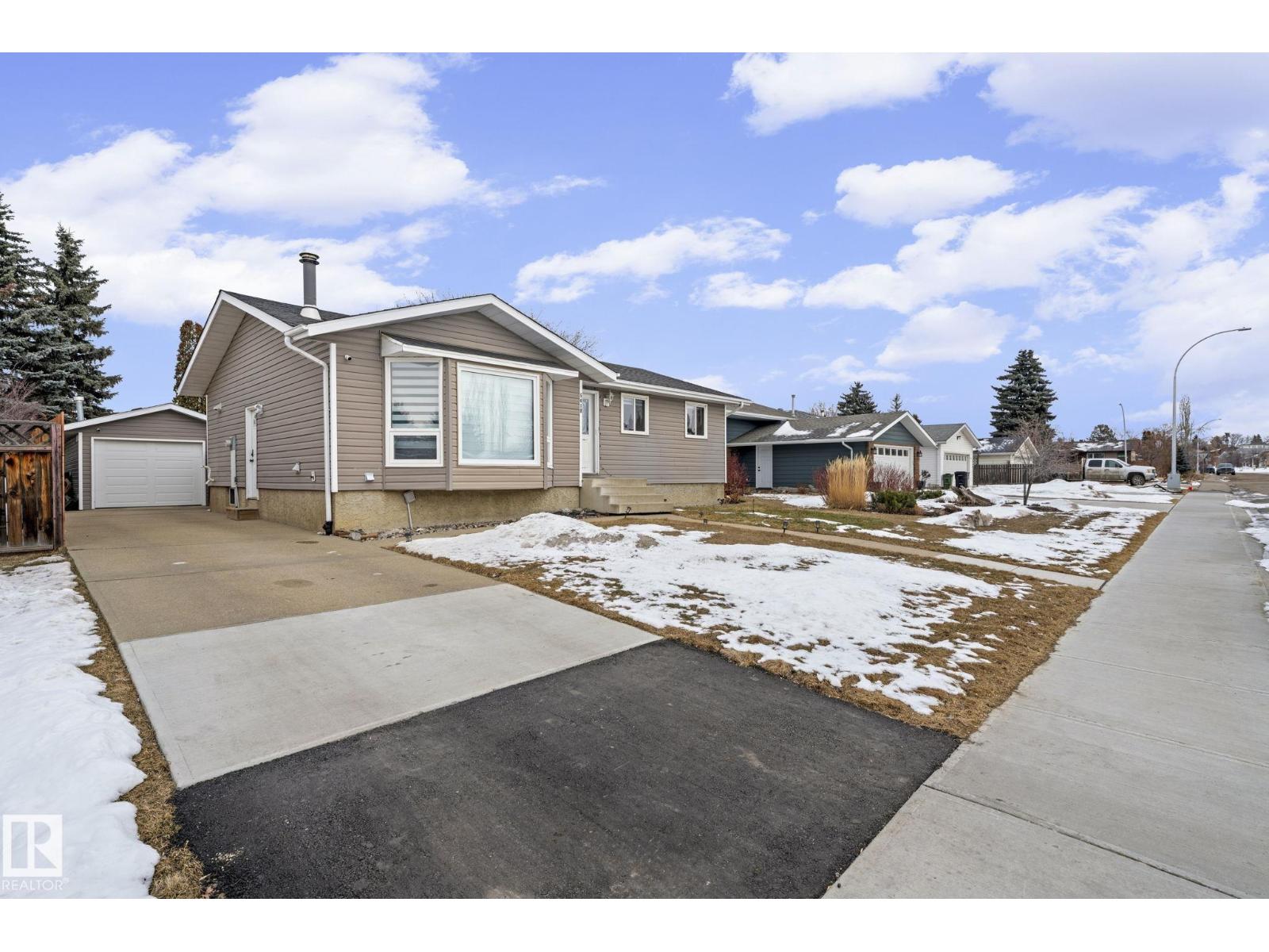 5418 17a Av Nw, Edmonton, Alberta  T6L 1L2 - Photo 3 - E4480110