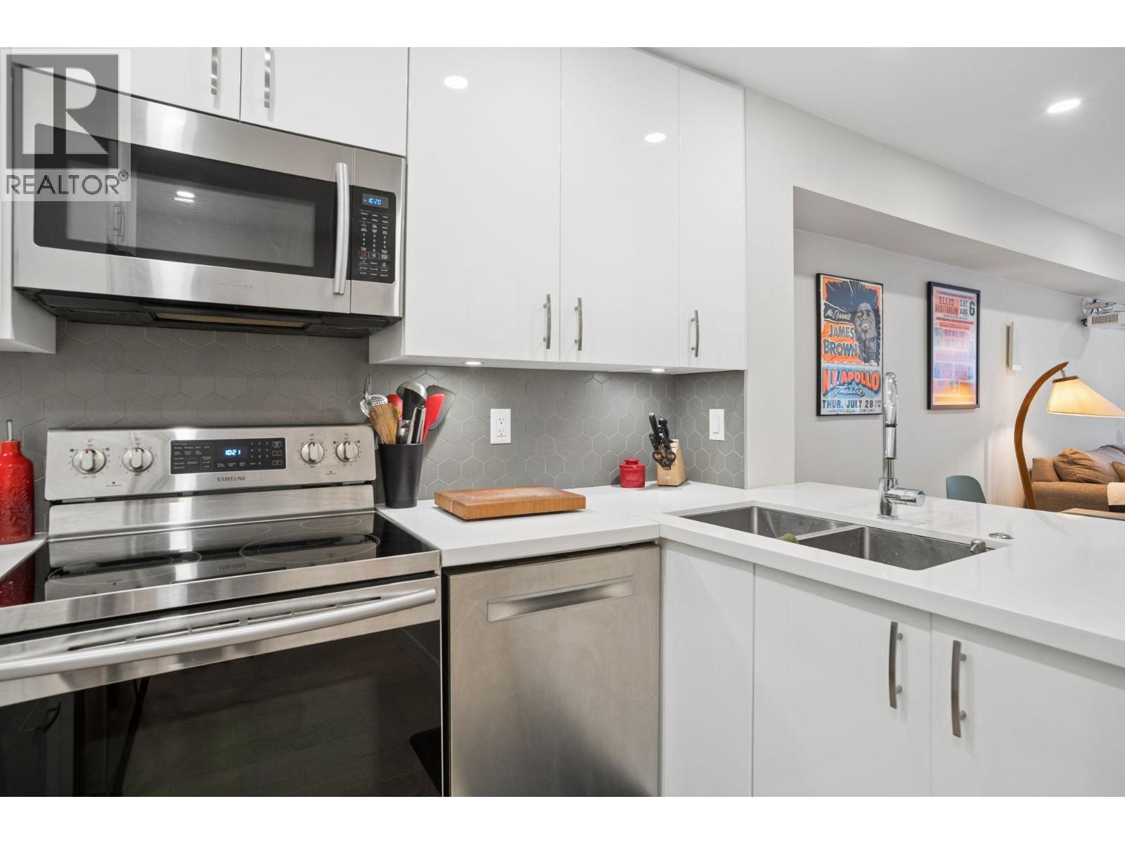 101 1099 E Broadway Street, Vancouver, British Columbia  V5T 1Y5 - Photo 10 - R3105754