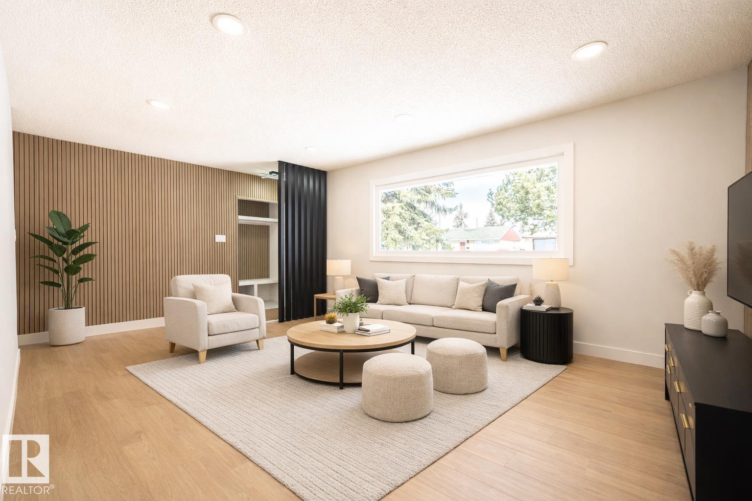 16131 109a Av Nw, Edmonton, Alberta  T5P 1C5 - Photo 1 - E4480112