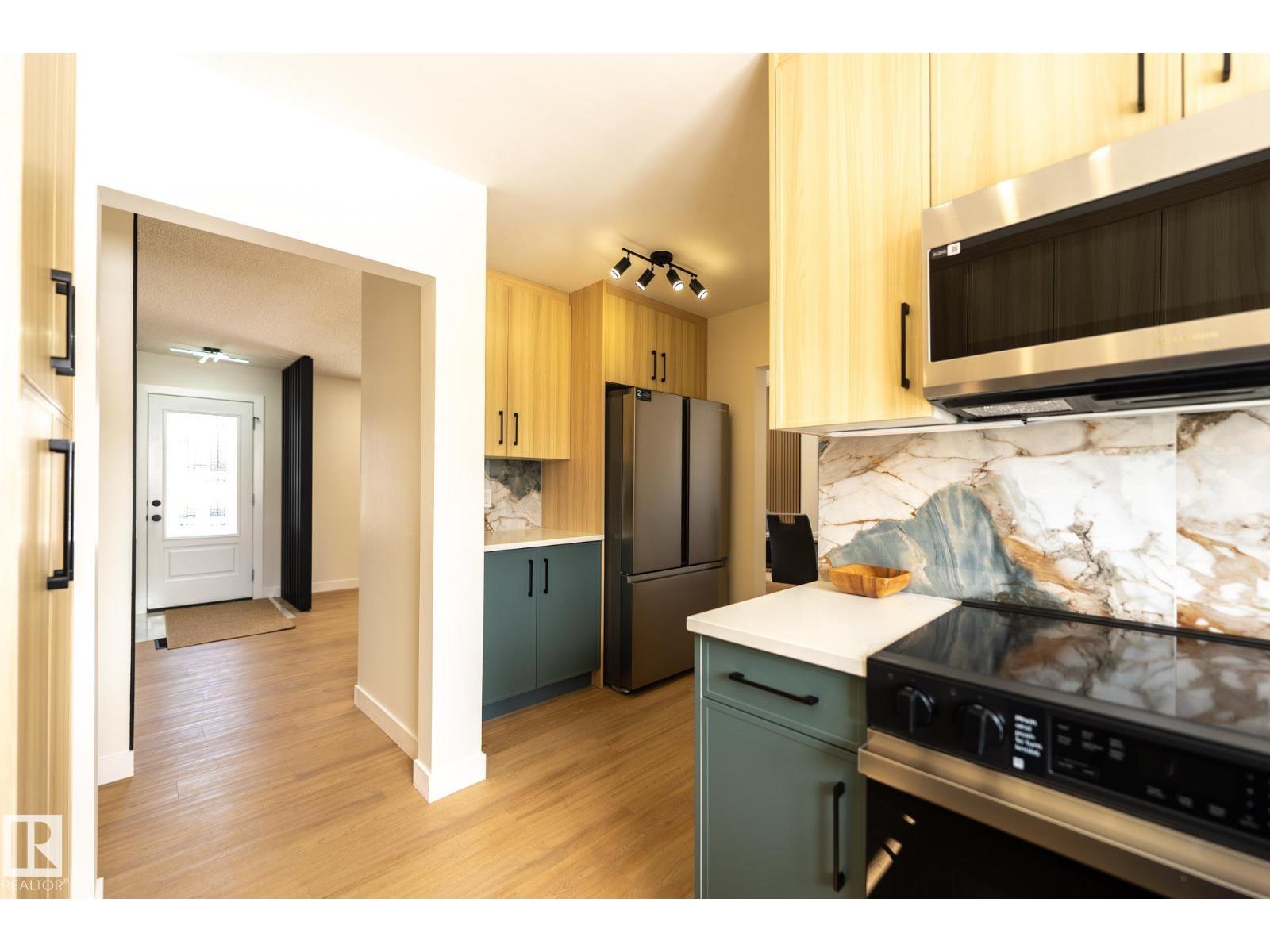 16131 109a Av Nw, Edmonton, Alberta  T5P 1C5 - Photo 11 - E4480112