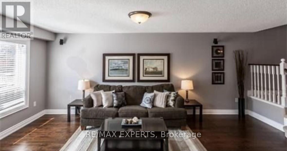 1209 Lamont Crescent, Milton, Ontario  L9T 6N6 - Photo 4 - W12946938