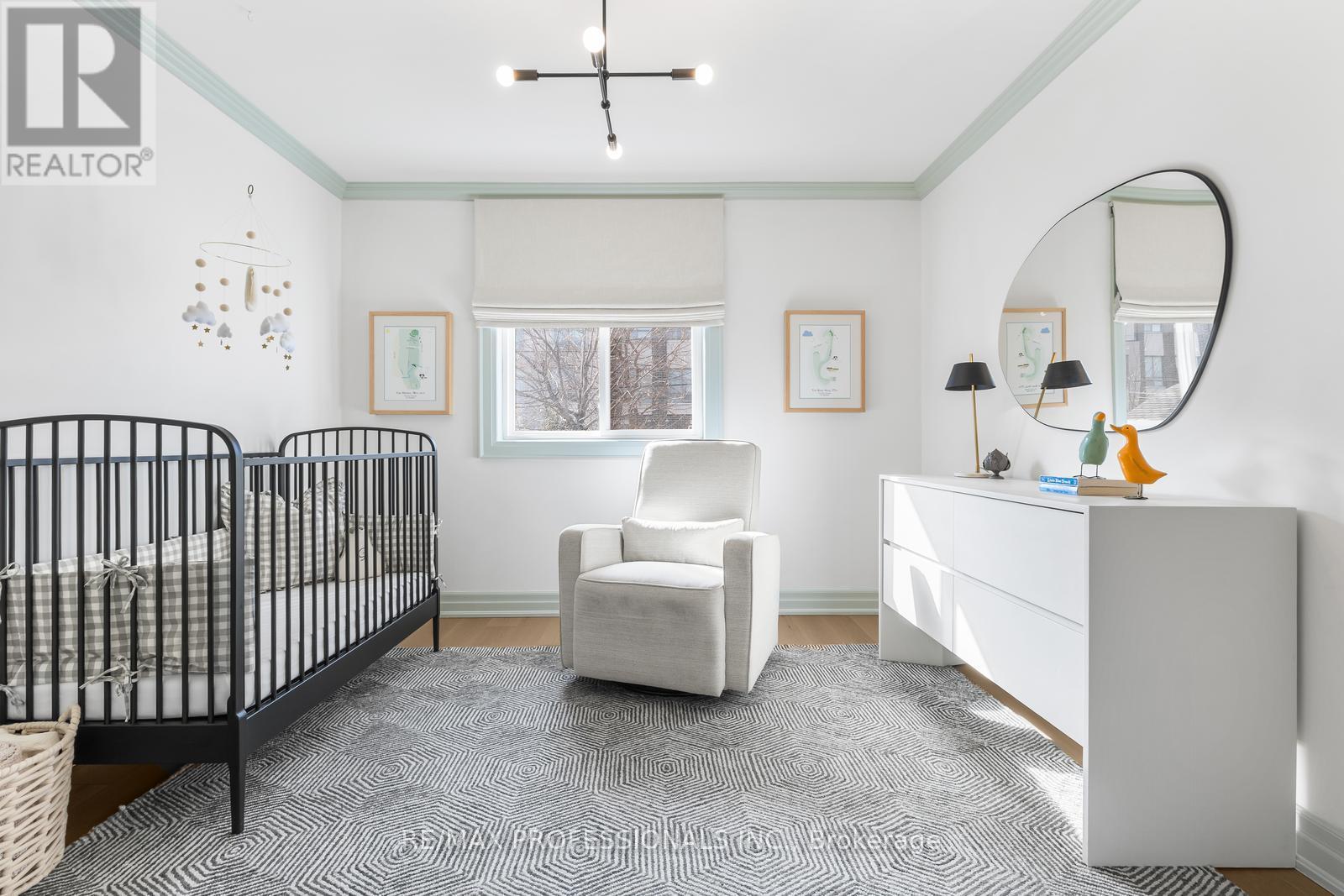 5 Birgitta Crescent, Toronto, Ontario  M9C 3W1 - Photo 25 - W12946952