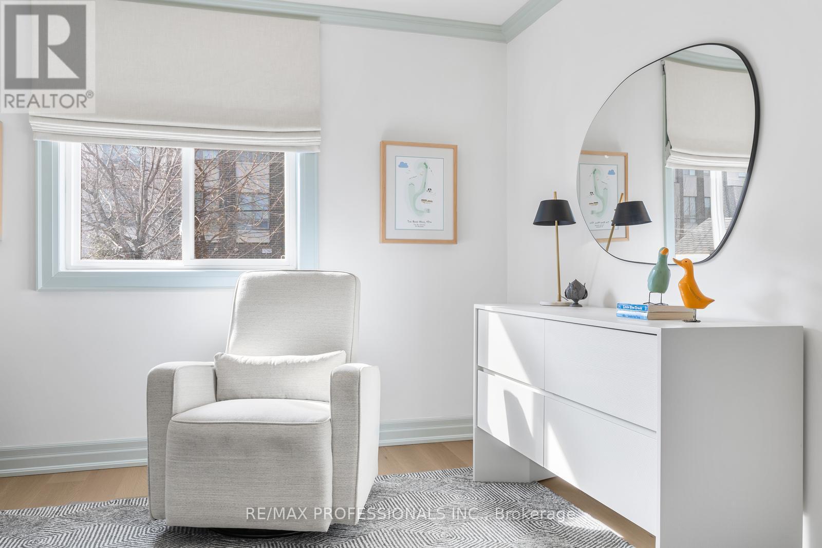 5 Birgitta Crescent, Toronto, Ontario  M9C 3W1 - Photo 27 - W12946952