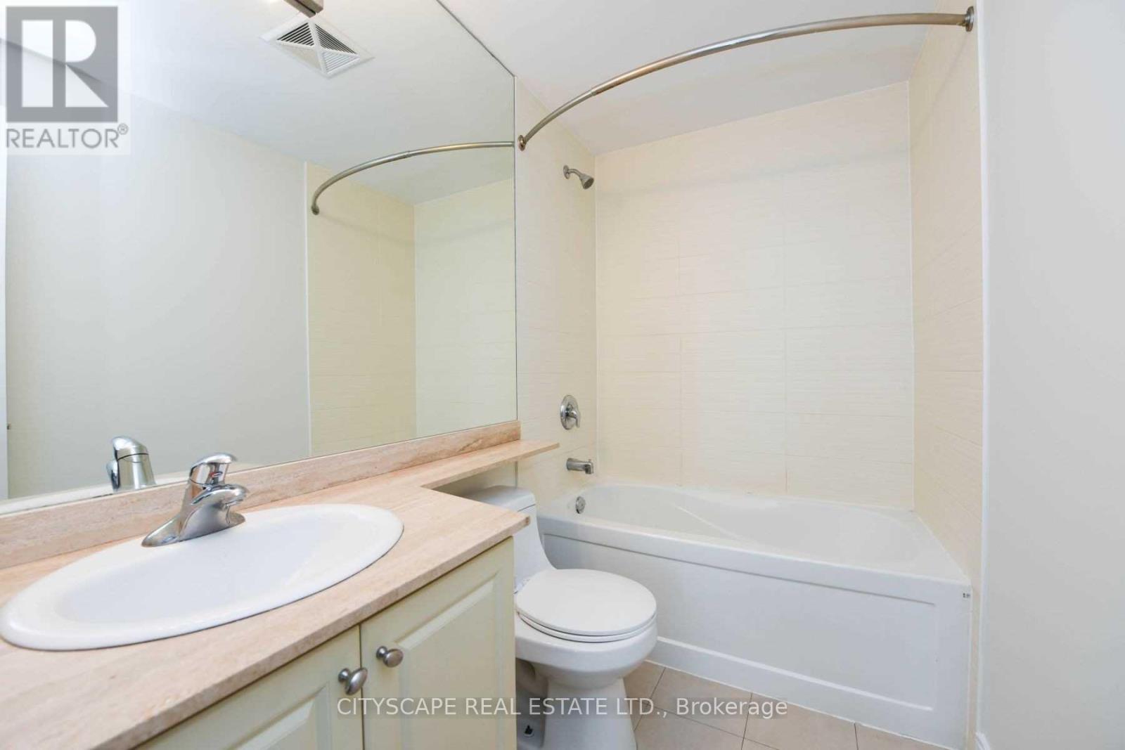 401 - 60 Absolute Avenue, Mississauga, Ontario  L4Z 0A9 - Photo 11 - W12946962