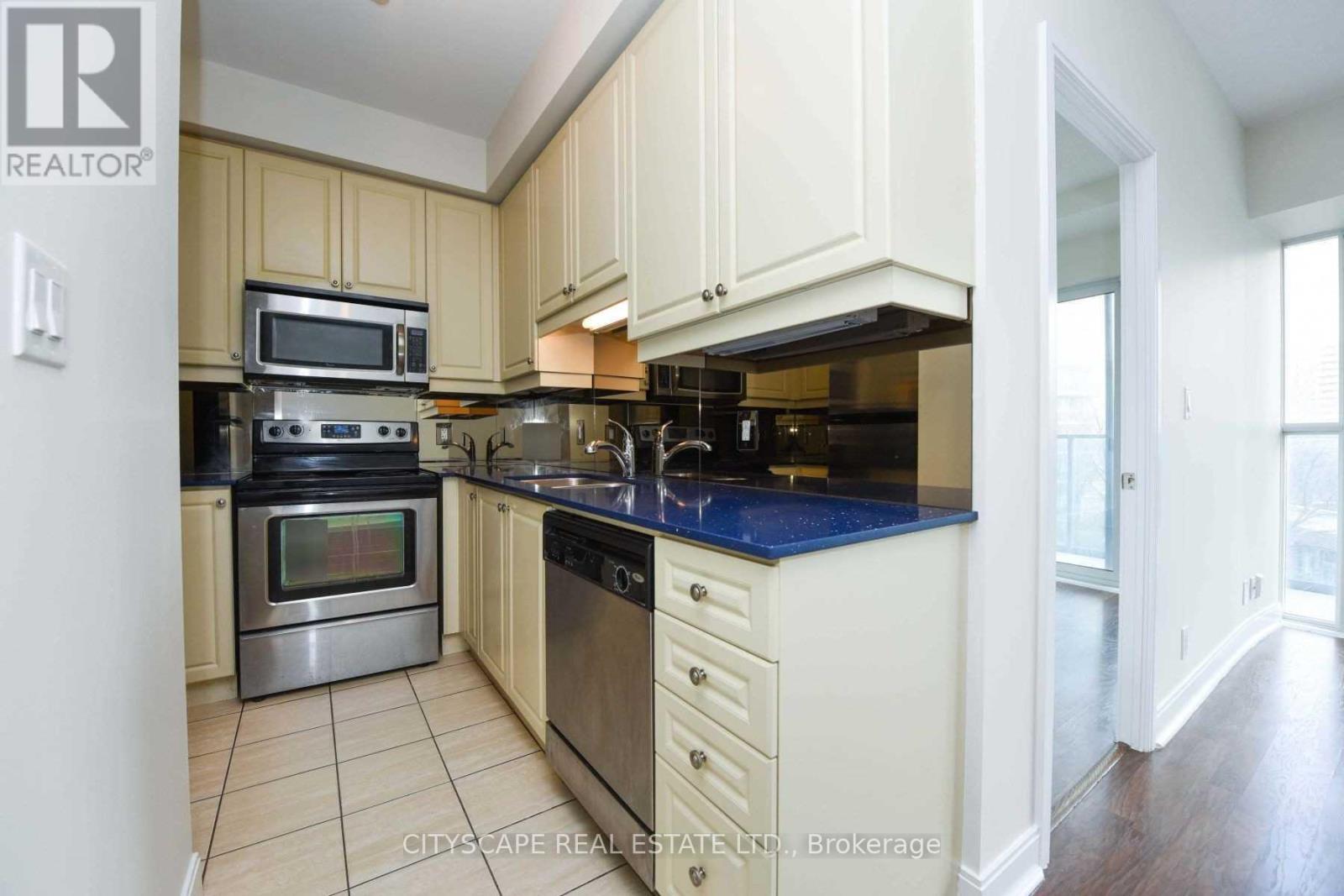 401 - 60 Absolute Avenue, Mississauga, Ontario  L4Z 0A9 - Photo 13 - W12946962