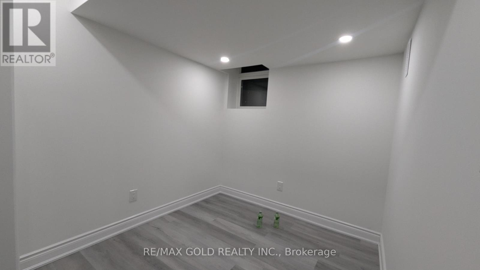 Bsmt - 9 Sugar Pearl Road, Brampton, Ontario  L6Z 0K5 - Photo 2 - W12946968