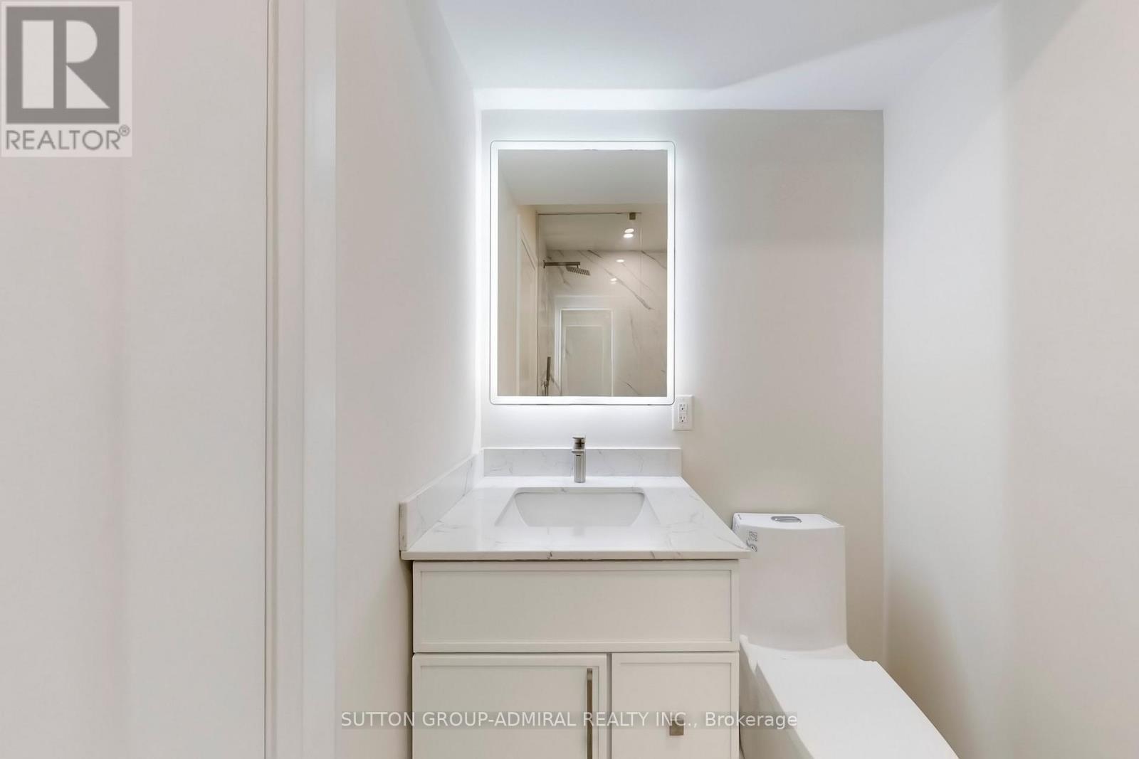 109 Fermanagh Avenue, Toronto, Ontario  M6R 1M1 - Photo 20 - W12946998