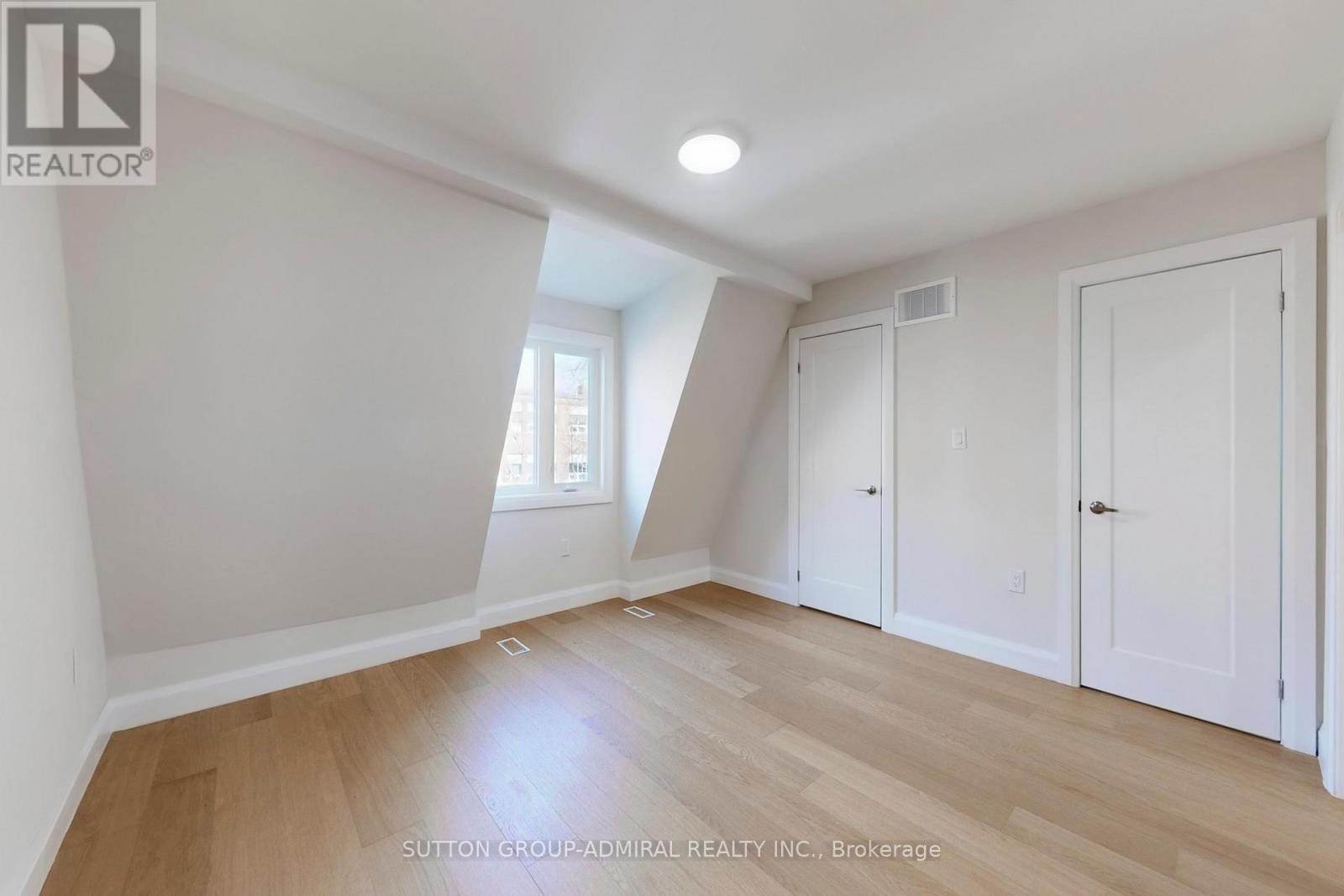 109 Fermanagh Avenue, Toronto, Ontario  M6R 1M1 - Photo 31 - W12946998