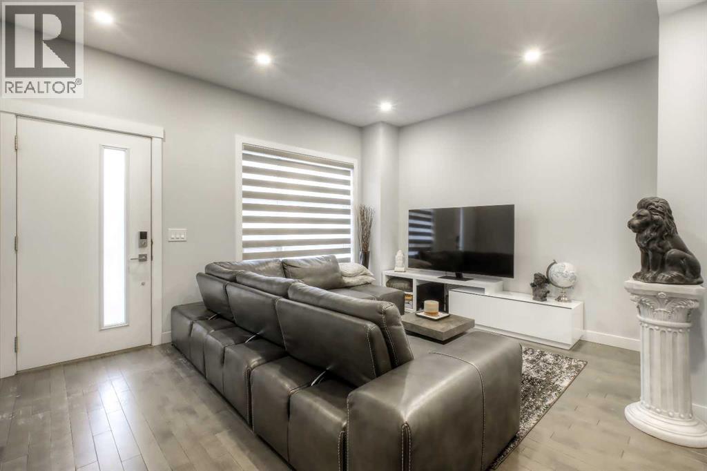 1545 33 Avenue Sw, Calgary, Alberta  T2T 1Y4 - Photo 7 - A2296640