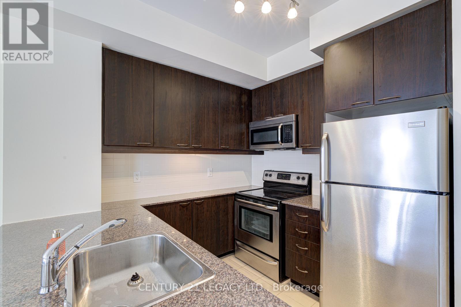 2909 - 385 Prince Of Wales Drive, Mississauga, Ontario  L5B 0C6 - Photo 10 - W12947044