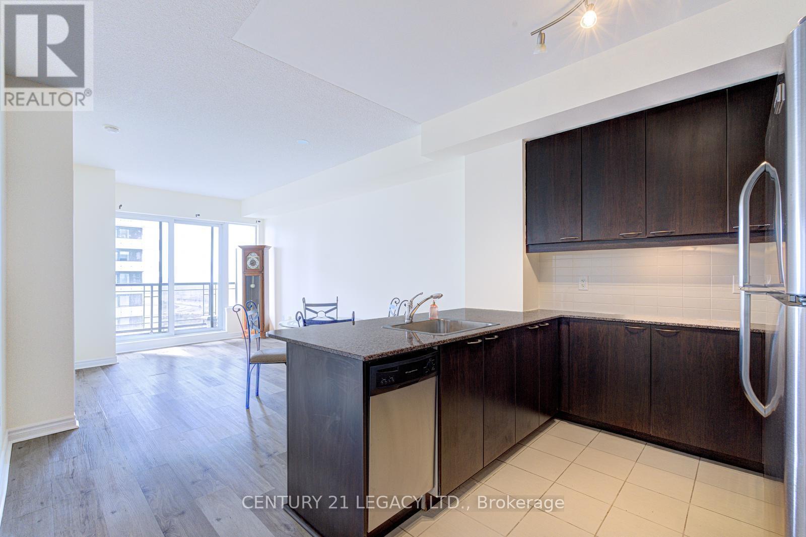 2909 - 385 Prince Of Wales Drive, Mississauga, Ontario  L5B 0C6 - Photo 11 - W12947044