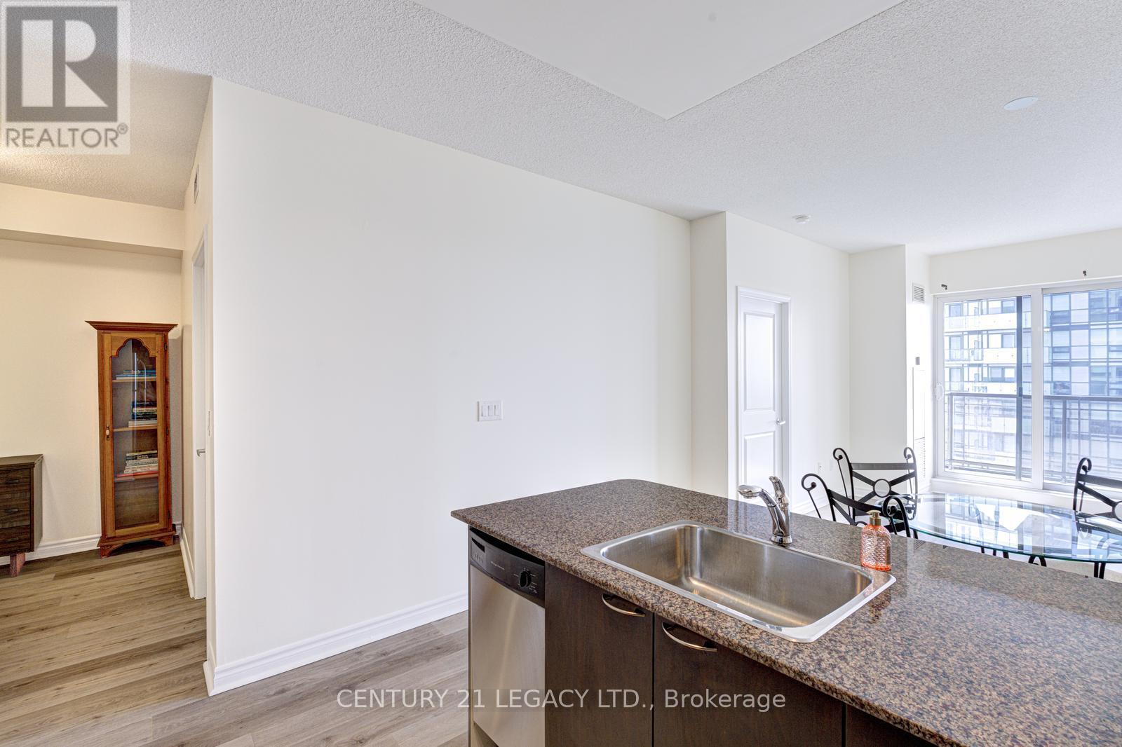 2909 - 385 Prince Of Wales Drive, Mississauga, Ontario  L5B 0C6 - Photo 14 - W12947044