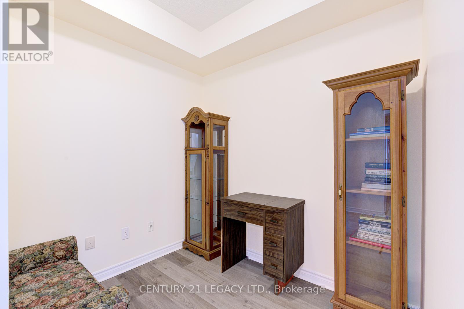 2909 - 385 Prince Of Wales Drive, Mississauga, Ontario  L5B 0C6 - Photo 7 - W12947044