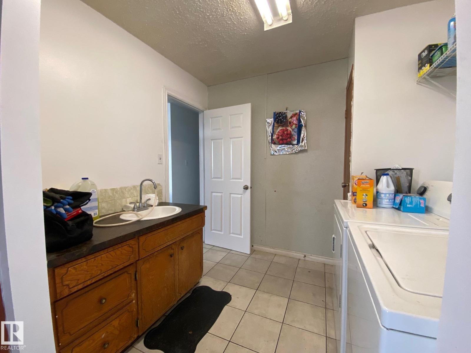 242028 Twp Road 452, Rural Wetaskiwin County, Alberta  T9A 1X1 - Photo 27 - E4480113