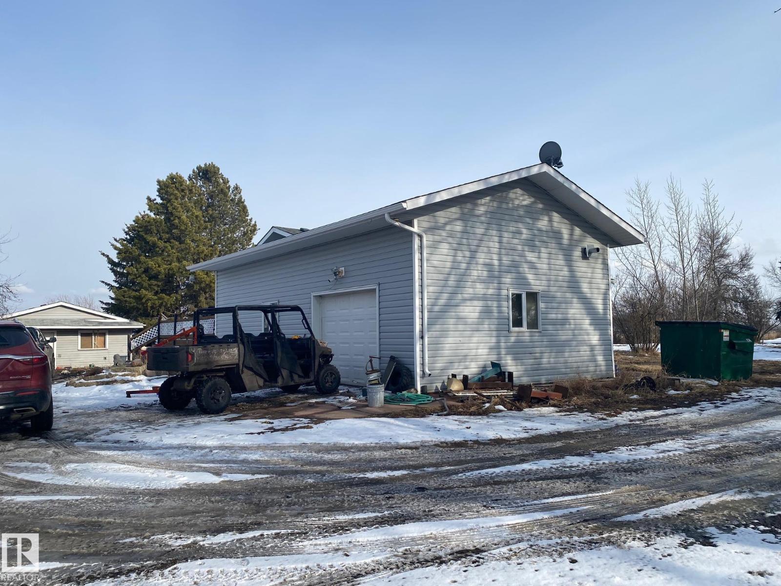 242028 Twp Road 452, Rural Wetaskiwin County, Alberta  T9A 1X1 - Photo 8 - E4480113