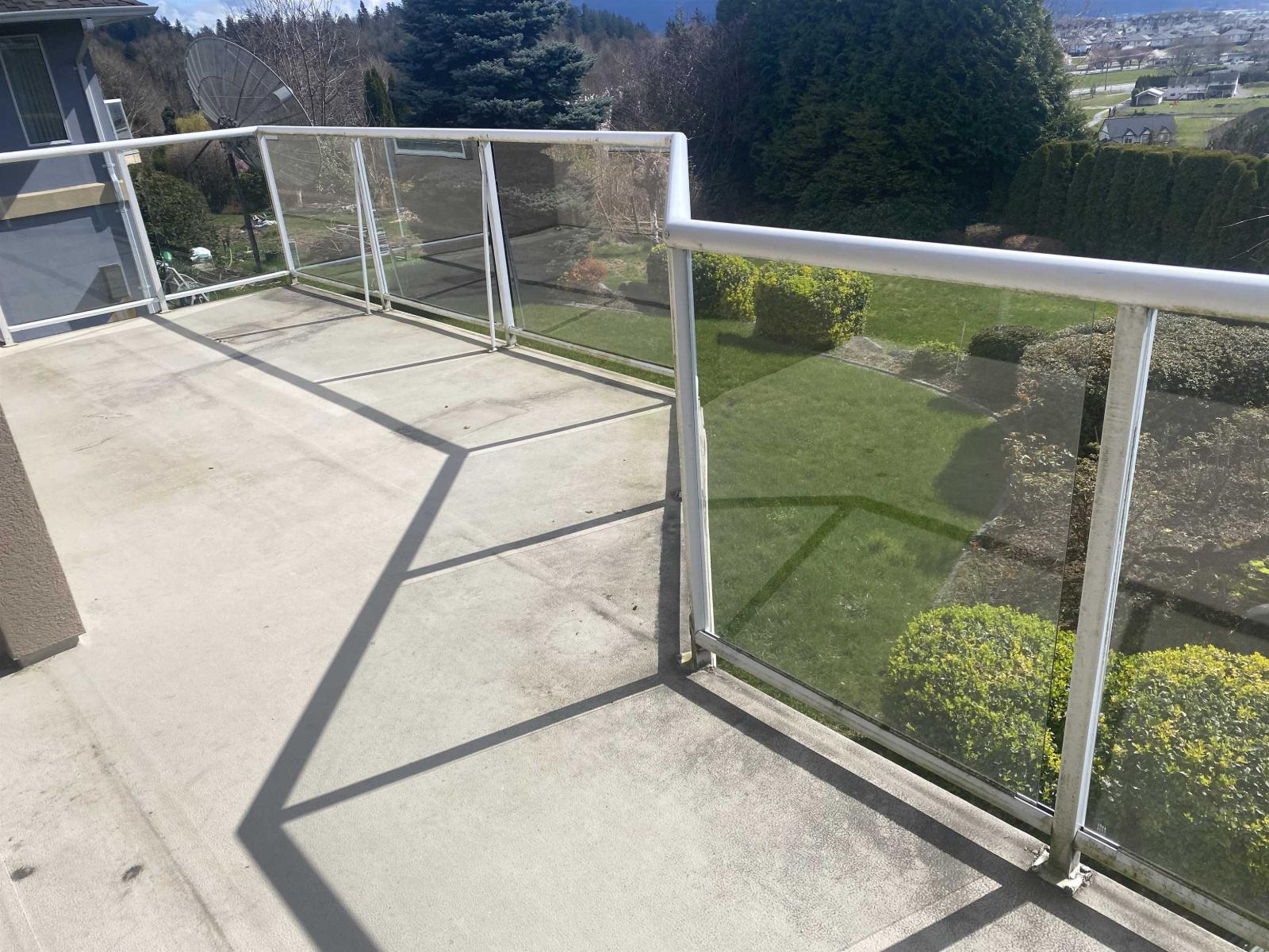 33508 12th Avenue, Mission, British Columbia  V2V 5Z6 - Photo 15 - R3105494