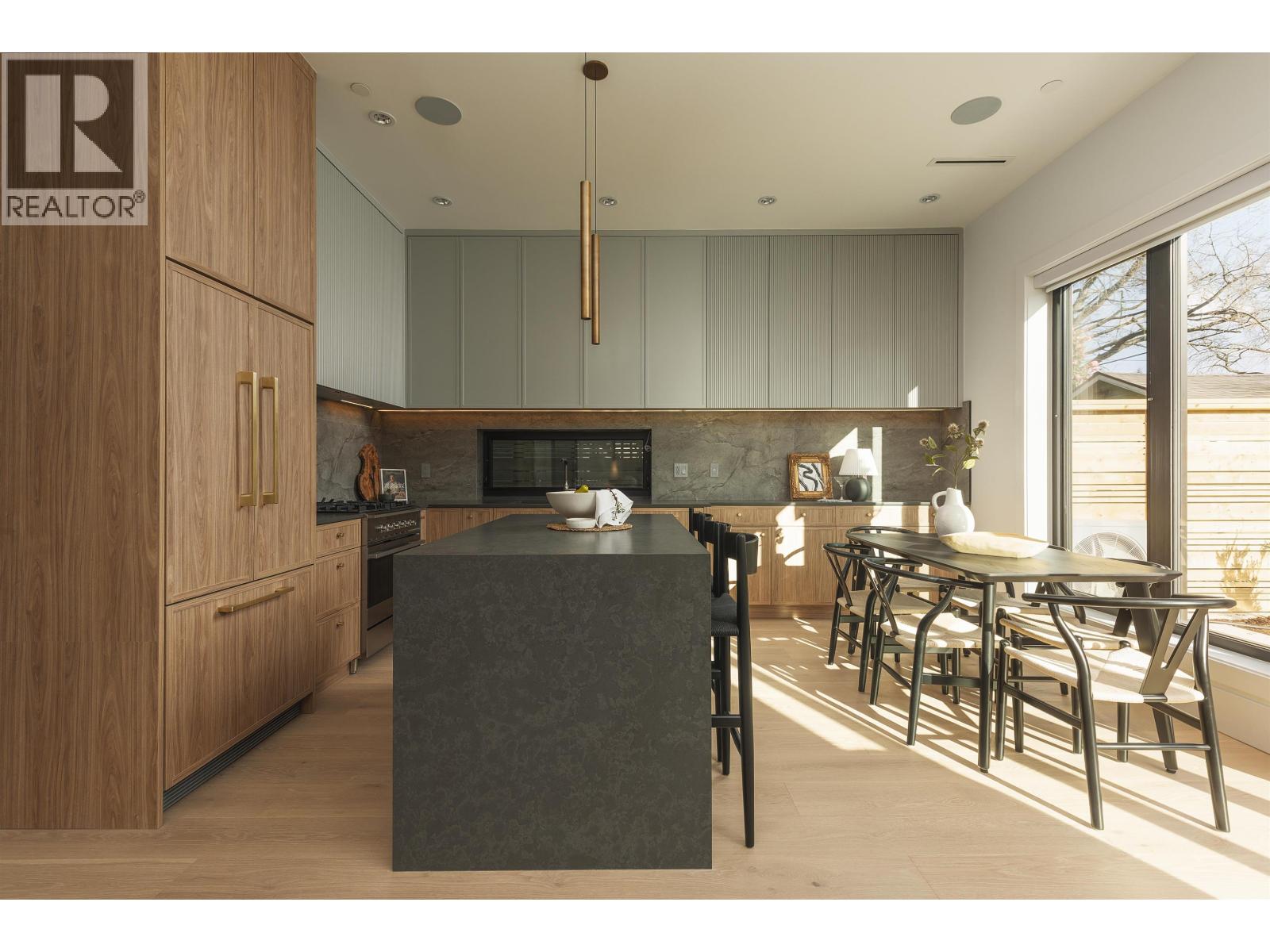 2 2684 Oxford Street, Vancouver, British Columbia  V5K 1N3 - Photo 5 - R3105763