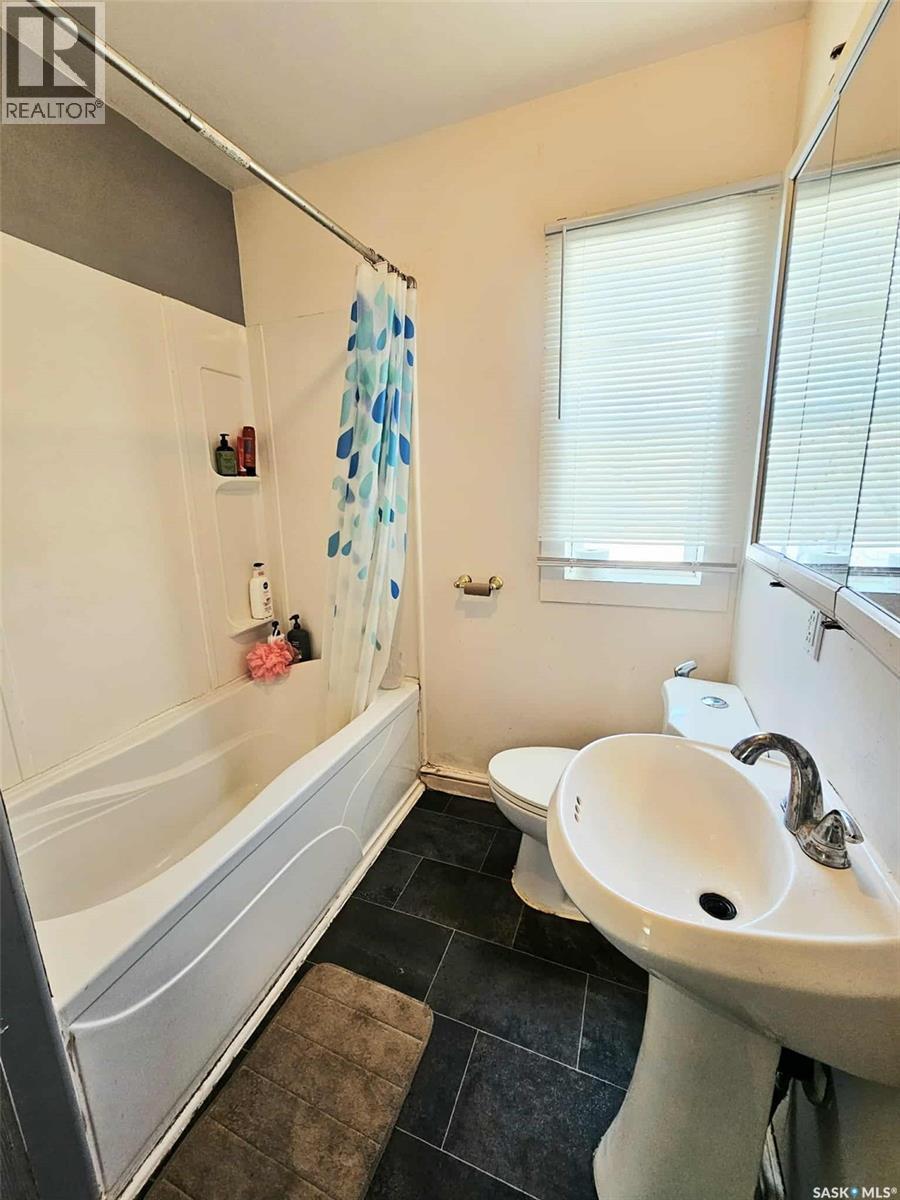 201 Broadway Street W, Yorkton, Saskatchewan  S3N 0M8 - Photo 8 - SK031813