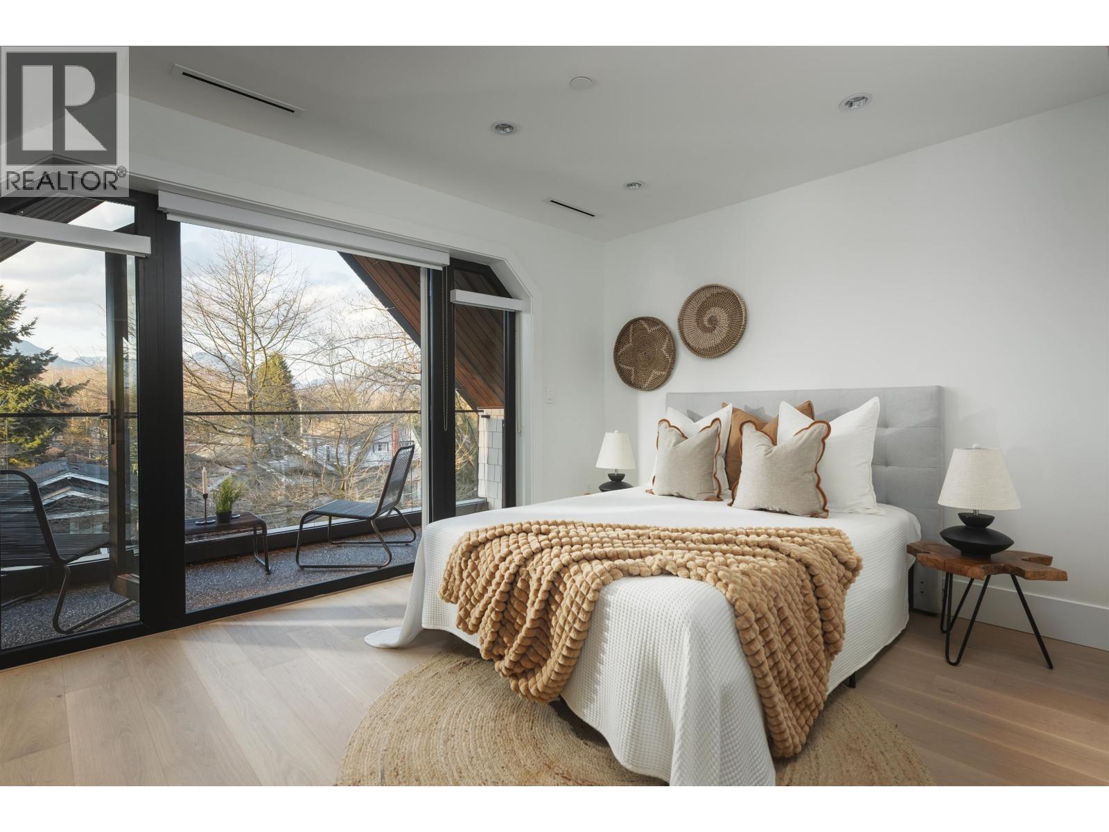 2 2684 Oxford Street, Vancouver, British Columbia  V5K 1N3 - Photo 17 - R3105763