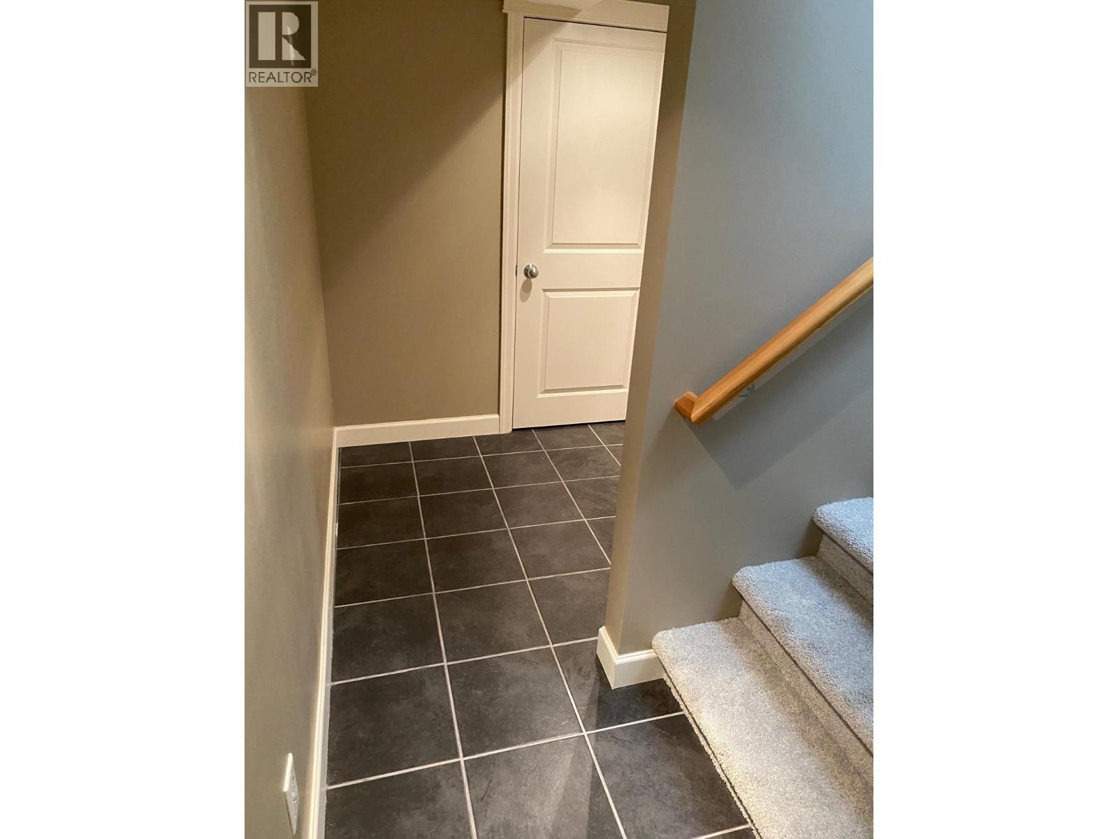 1209 Crest Court, Coquitlam, British Columbia  V3J 5M1 - Photo 18 - R3105673