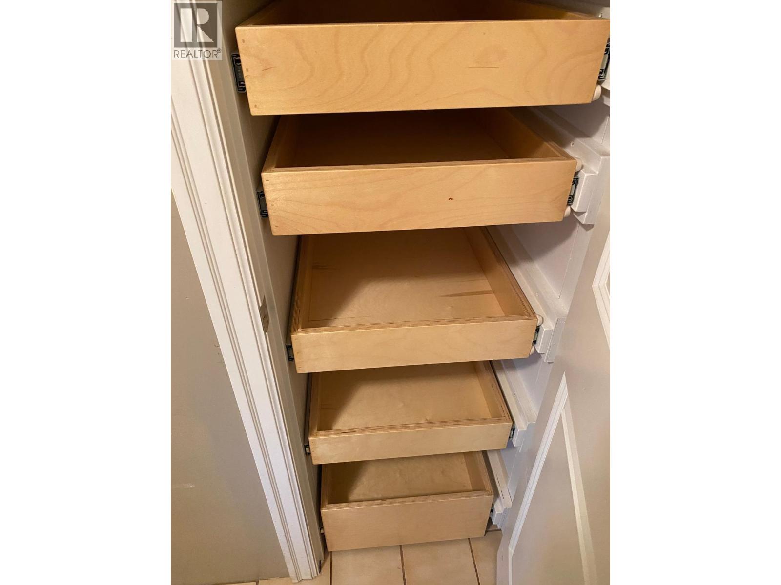 1209 Crest Court, Coquitlam, British Columbia  V3J 5M1 - Photo 23 - R3105673