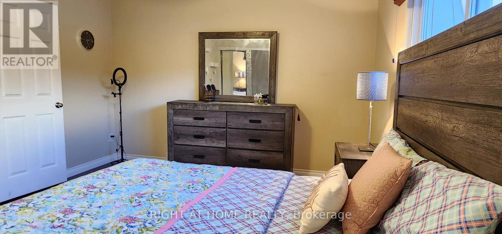 43 - 11 Harrisford Street, Hamilton, Ontario  L8K 6L7 - Photo 21 - X12946914