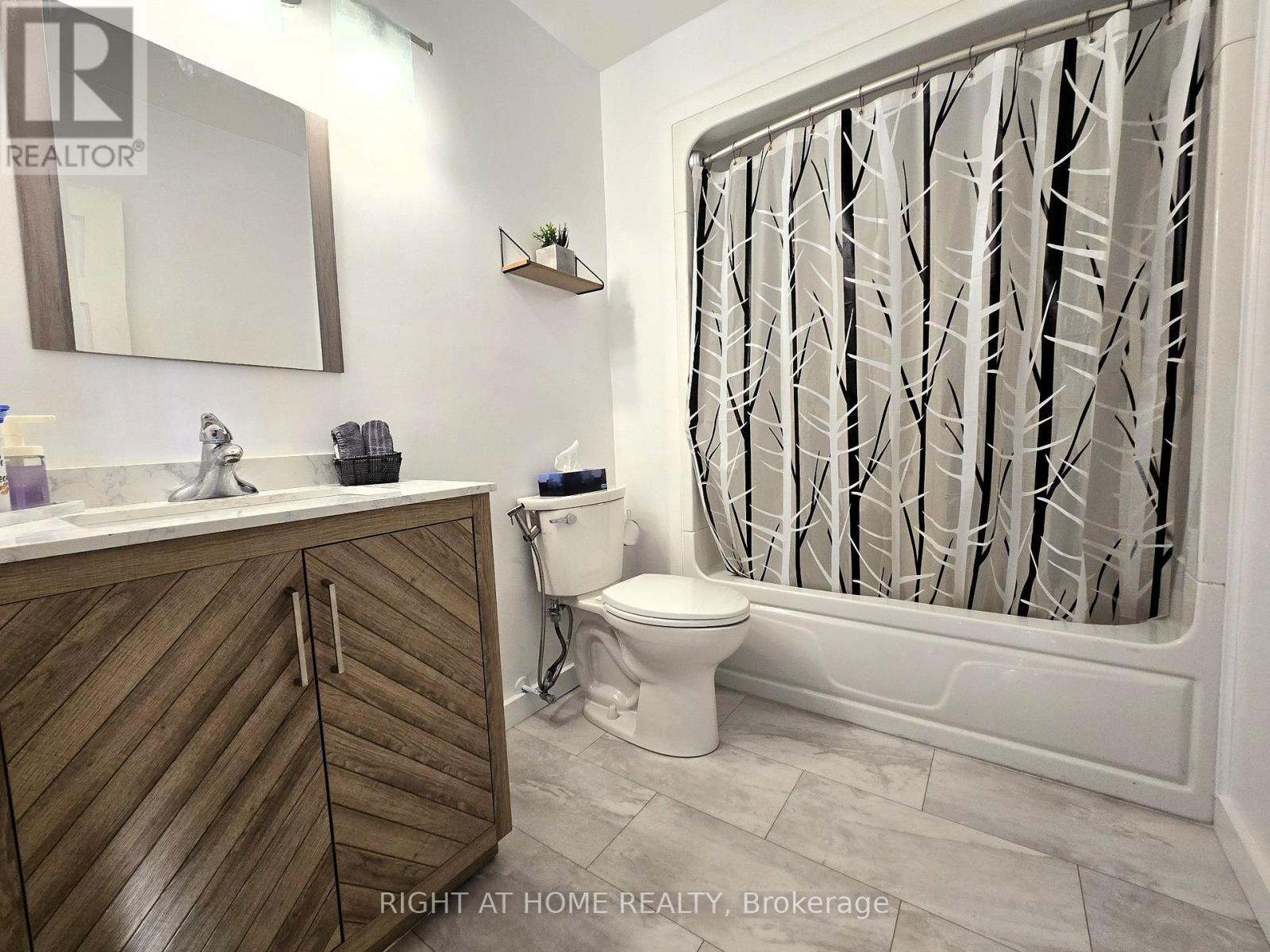 43 - 11 Harrisford Street, Hamilton, Ontario  L8K 6L7 - Photo 26 - X12946914