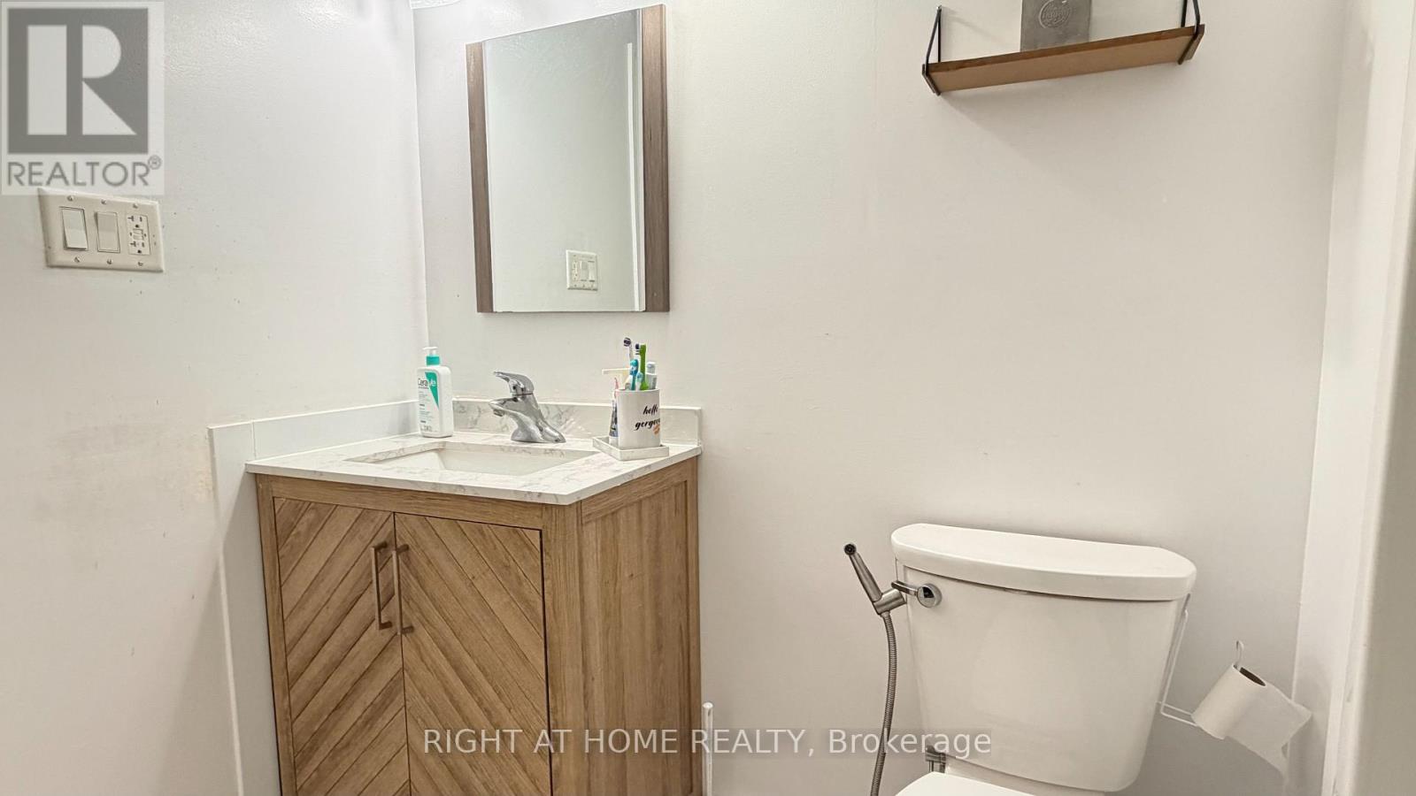 43 - 11 Harrisford Street, Hamilton, Ontario  L8K 6L7 - Photo 27 - X12946914