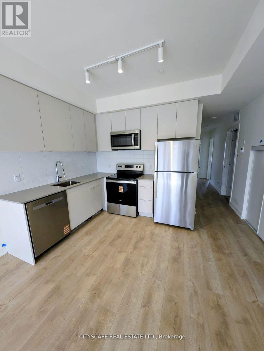 201b - 16 Melbourne Avenue, St. Catharines, Ontario  L2P 0G5 - Photo 3 - X12946924