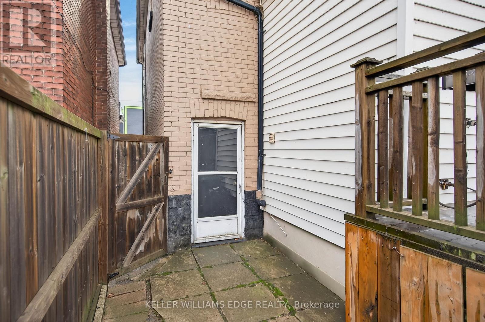 209 Glendale Avenue N, Hamilton, Ontario  L8L 7K2 - Photo 34 - X12946936