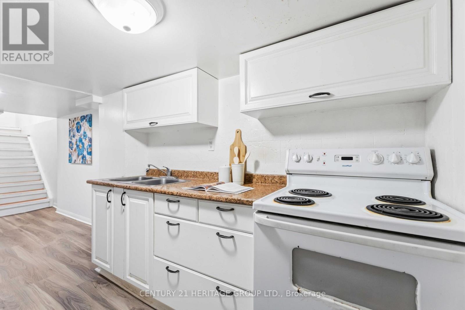 103 Edinburgh Avenue, Hamilton, Ontario  L8H 2C6 - Photo 25 - X12946944