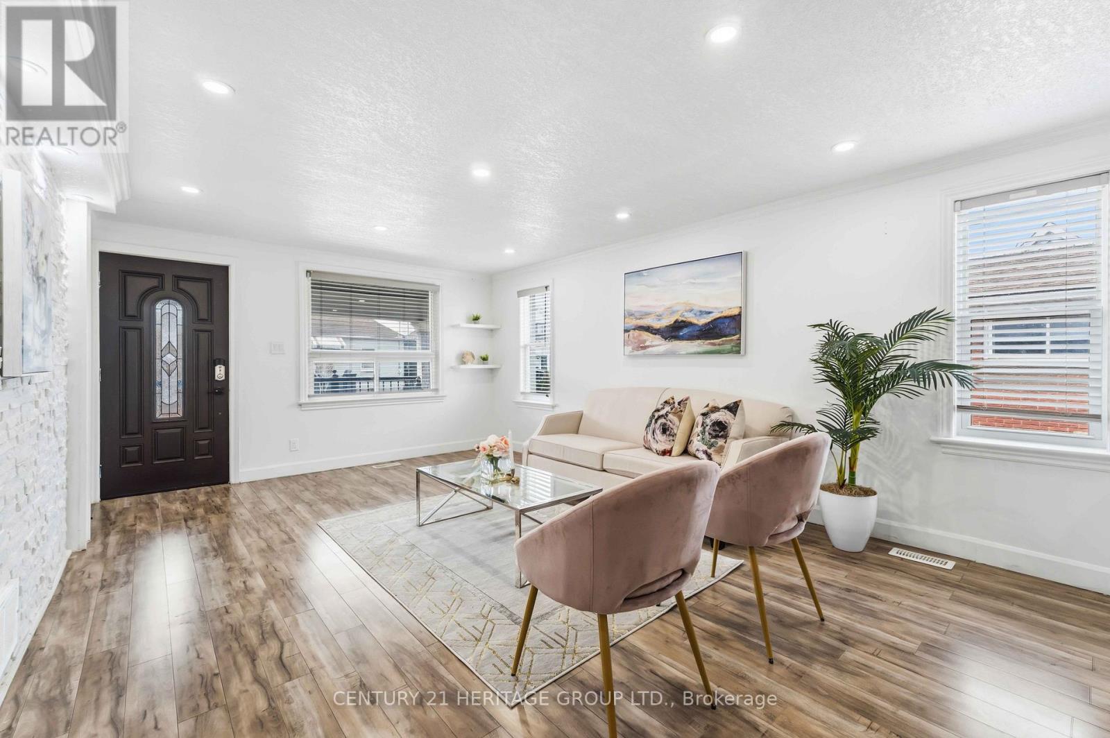 103 Edinburgh Avenue, Hamilton, Ontario  L8H 2C6 - Photo 8 - X12946944