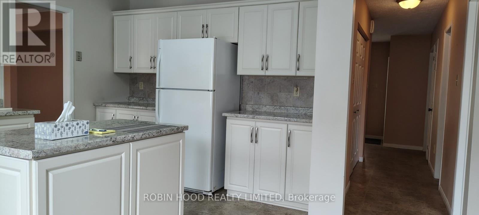 Unit 11 - 21 Earl Drive, Chatham-Kent, Ontario  N7M 6E6 - Photo 12 - X12946986